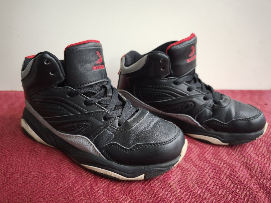 Sprzedam buty  chłopięce SHAQ