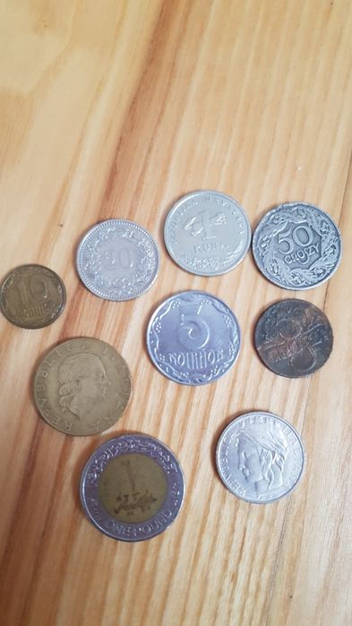 Monety z różnych krajów - numizmaty