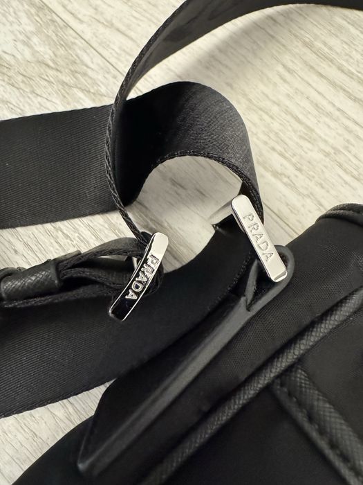 сумочка Prada нейлон  супер крута