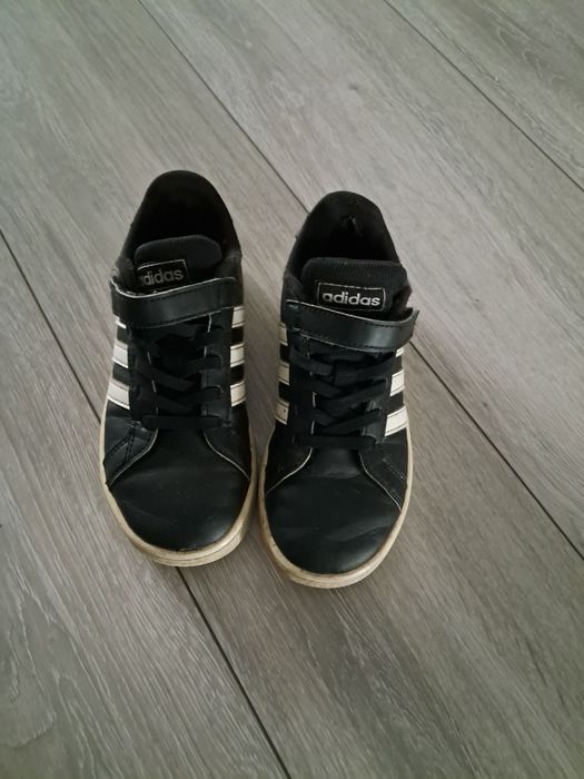 Buty chłopięce adidas 31