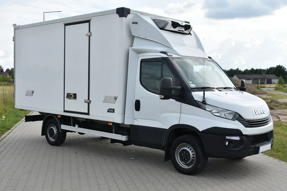 Iveco 35S18 Chłodnia Kontener 8 Palet 2018 Zanotti Z350S 230V  3,0 180km 2018 CHŁODNIA KONTENER Agregat Zanotti Z350S + 230V