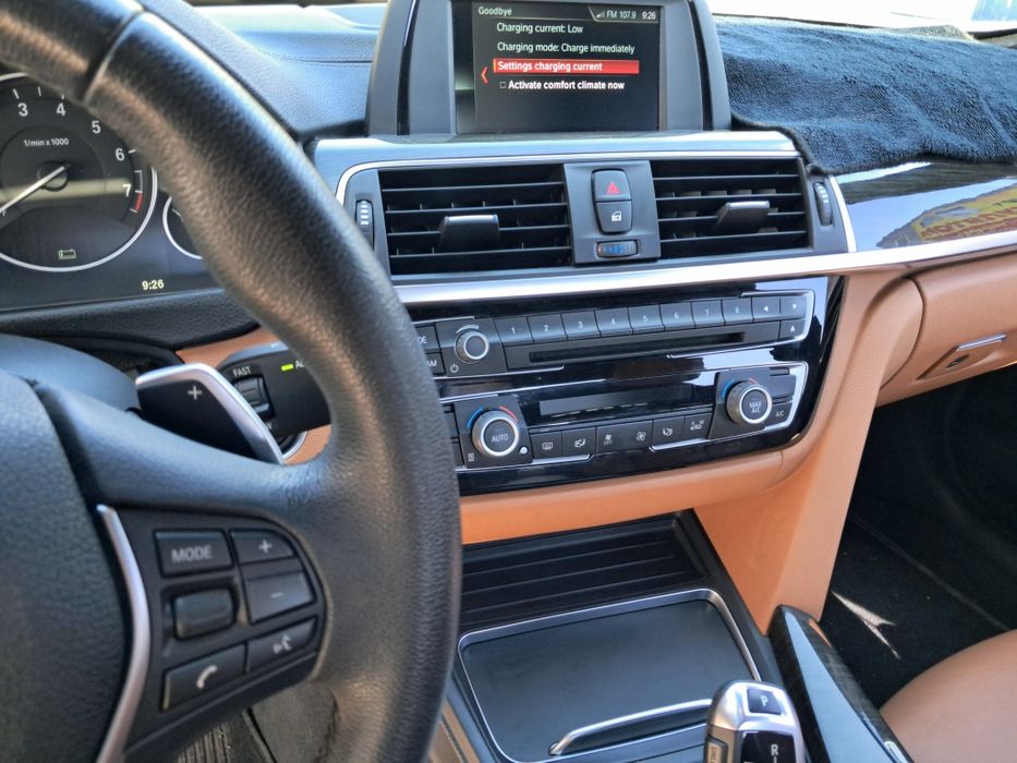 Продам BMW 330 e 2017 год 58 тыс км пробег!!!