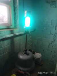Кварцевая лампа для кварцевания комнат и предметов
