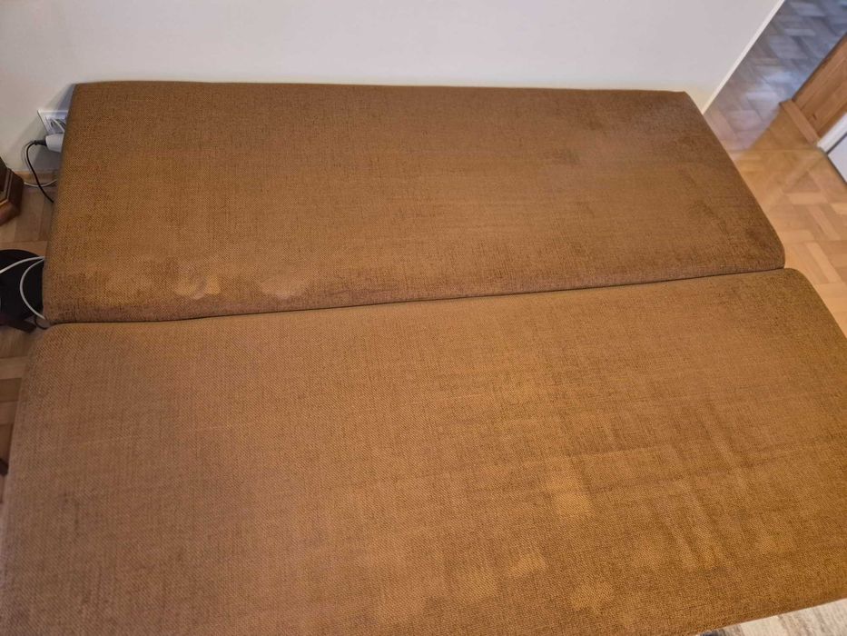 Kanapa z funkcją spania.