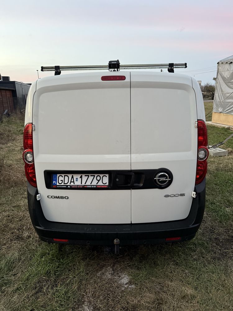 Sprzedam Opel Combo 1.3 Ecoflex L2