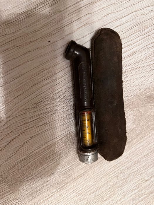 MANOMETR MIERNIK Manometr ciśnienia w kolach oponach mono retro