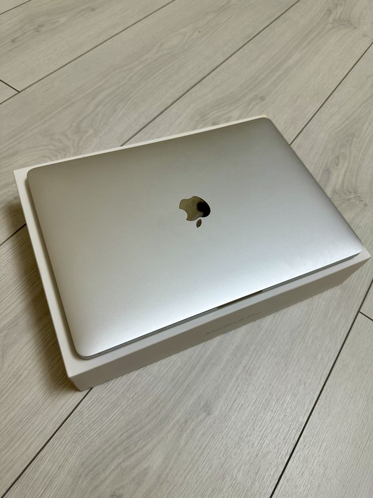 MacBook Pro 16’ 2019 Silver i7/16/512 GB