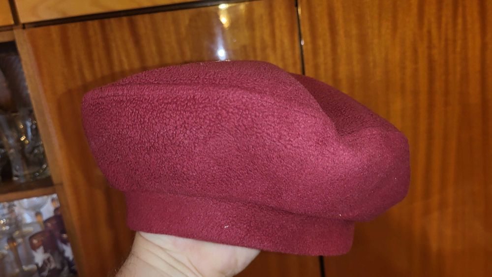 Beret  retro stan bdb