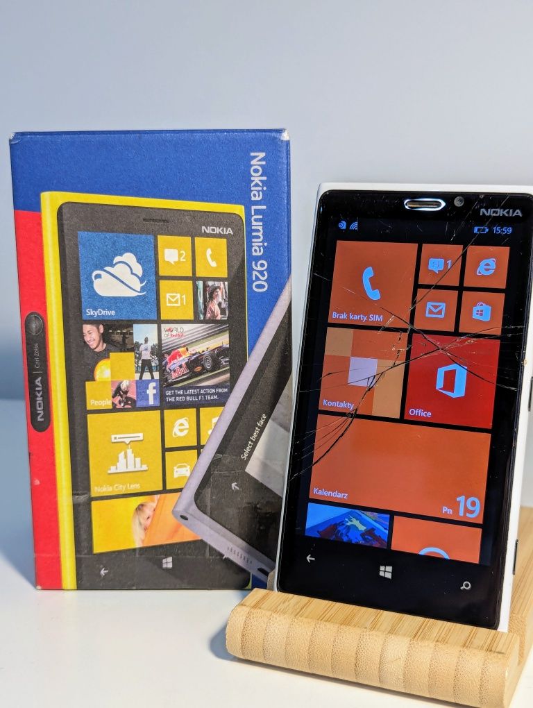 Smartfon Nokia Lumia 920 1/32Gb, Biały