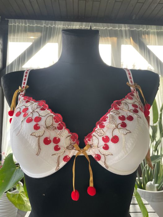 Biustonosz Miss Cherry r.70C (389)