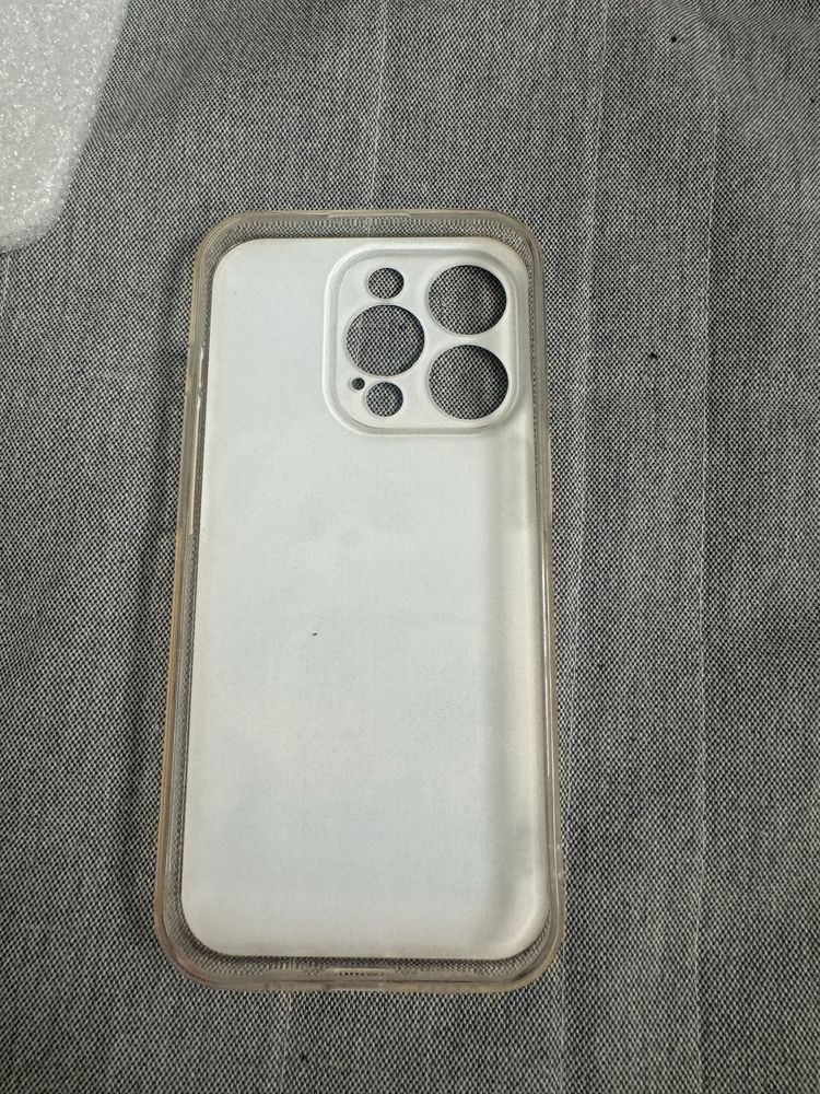 Etui na iphone 15 pro