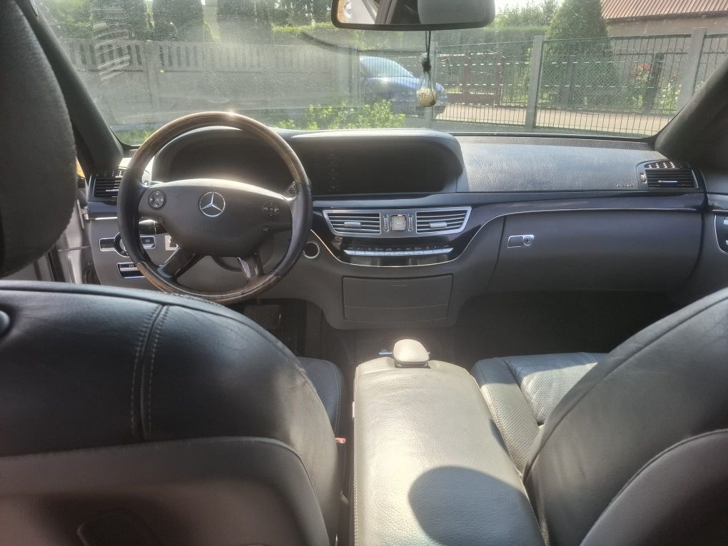 Sprzedam Mercedesa s-350 w221