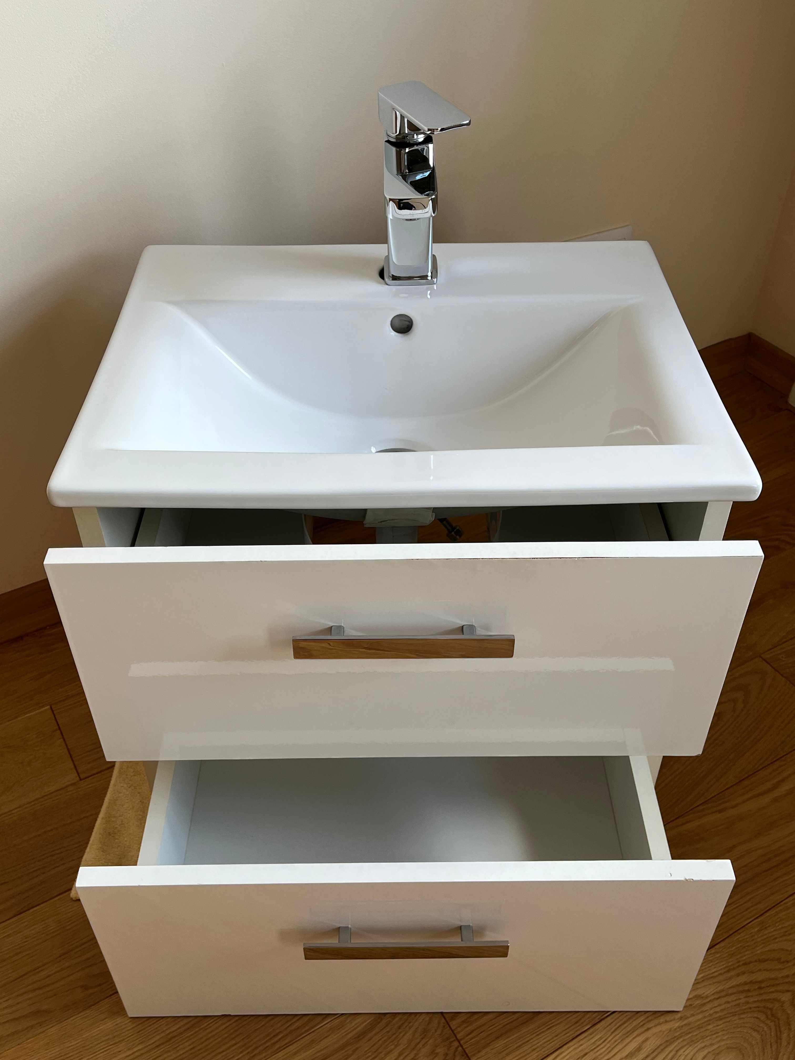 umywalka szafka bateria kpl. wiszący 50 cm x 40 cm