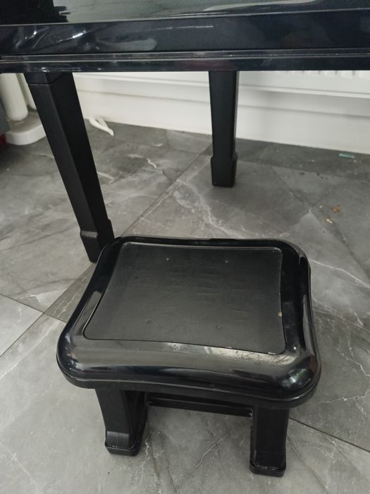 Fortepian dziecięcy