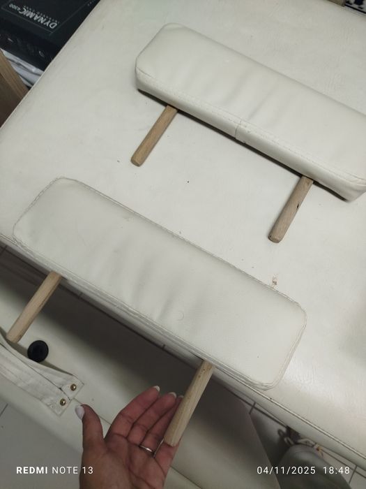 Marquesa portátil de madeira.