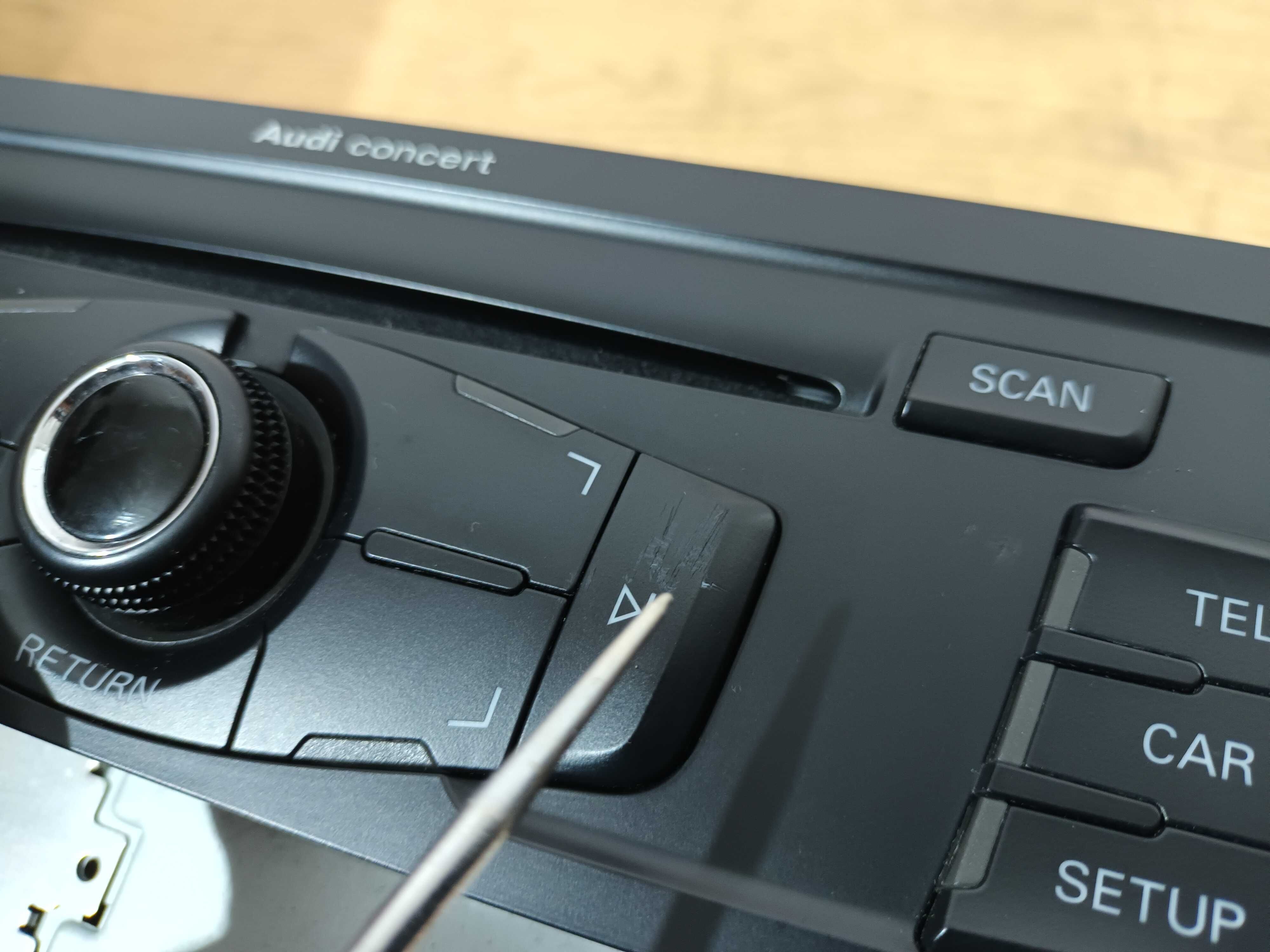 Radio CD MMI wyświetlacz monitor panel AUDI A4 B8 A5 Anglik