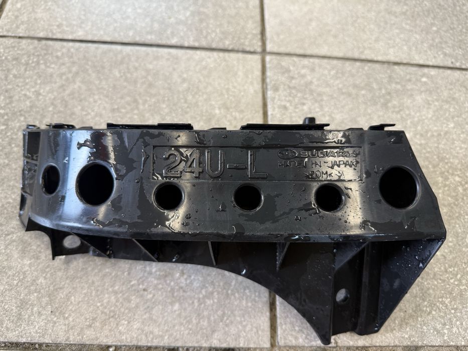 Продам Крепление(кронштейн) бампера заднего левое субару легаси 24U-l