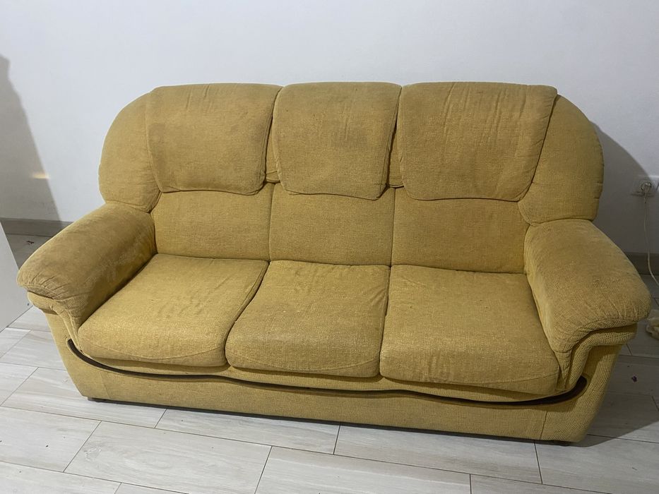Sofa 3 lugares.