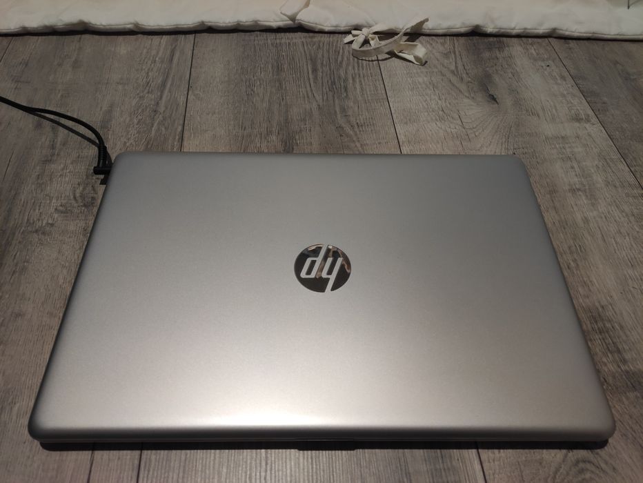 Терміново Продам потужний ігровий Ноутбук hp 17 bs101ng Відеокарта 4Gb