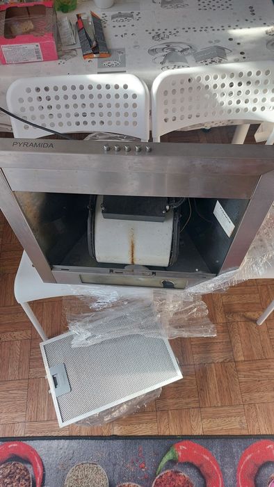 Витяжка Pyramida 50