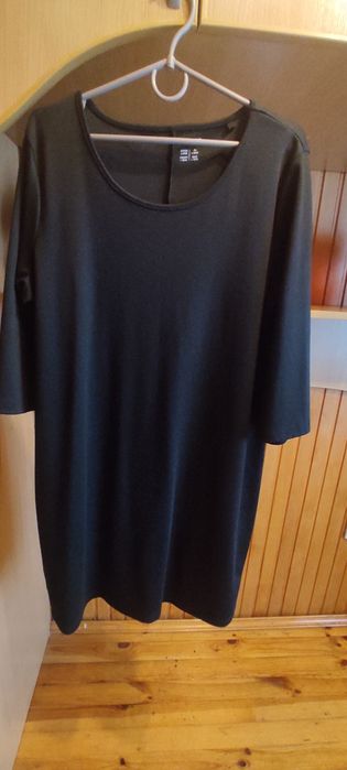 Продам жіночі  плаття .