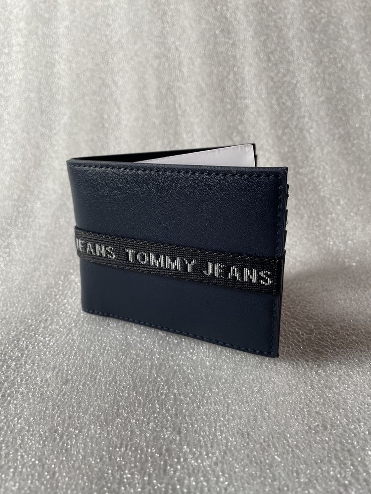 Новый кошелек tommy hilfiger (томми tj coin pocket wallet)с америки