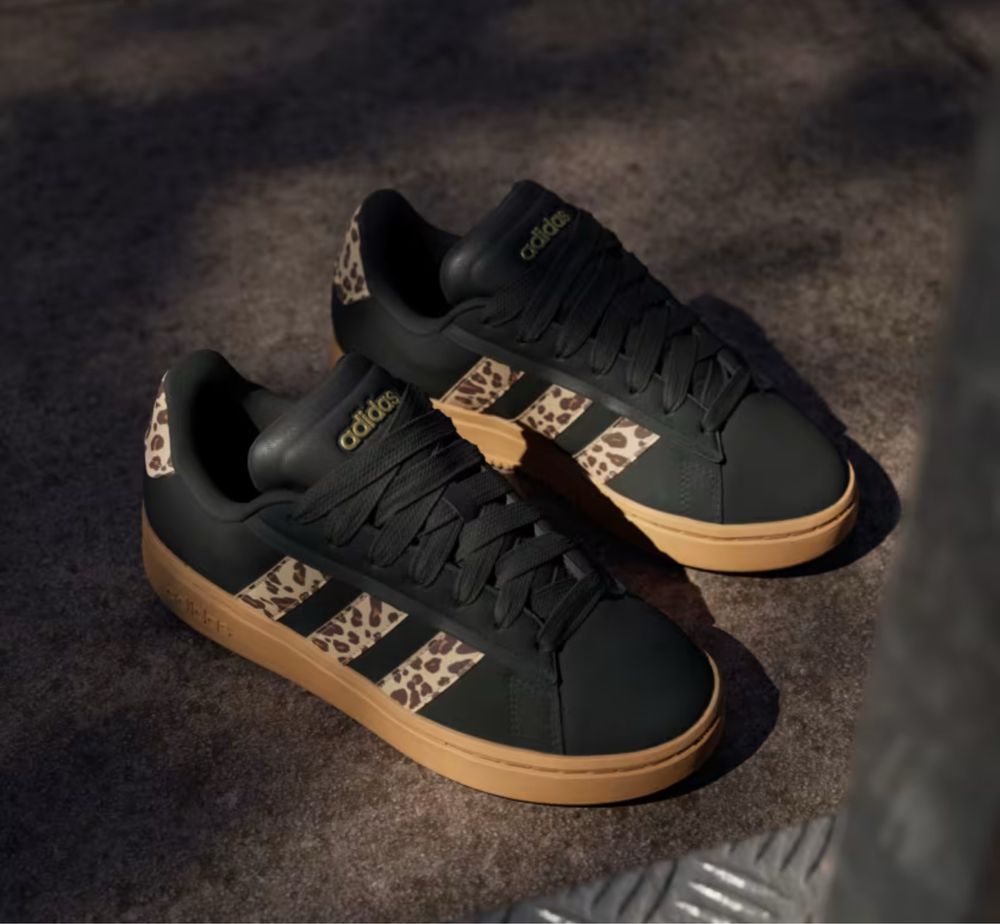 Кросівки adidas самба