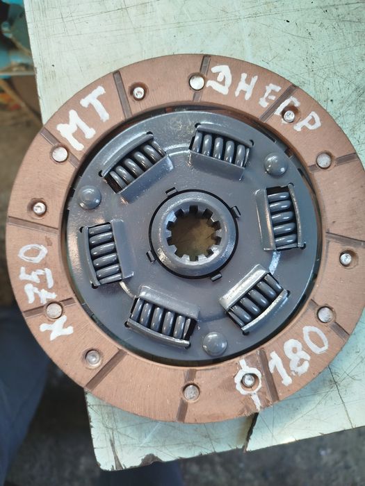 Диски сцепления москвич. МТ.Днепр