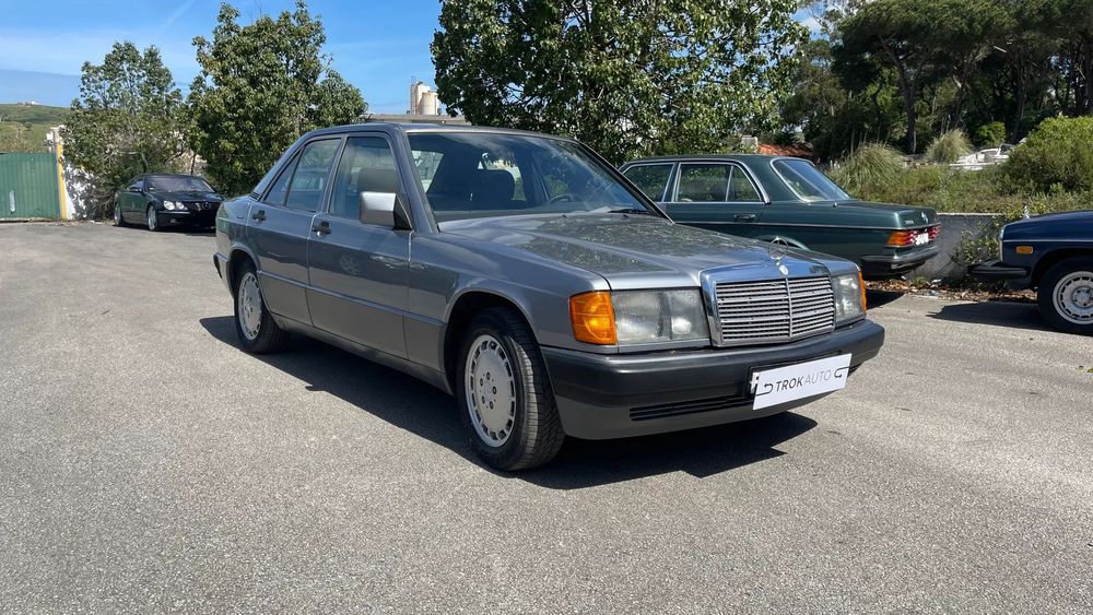 Mercedes-Benz W201 (1982-1993) 190 E 2.3