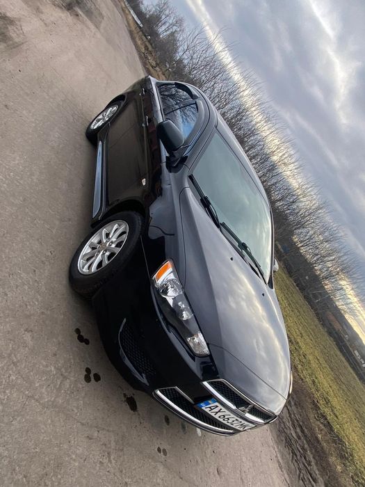 Продам MitsubishiLancer X