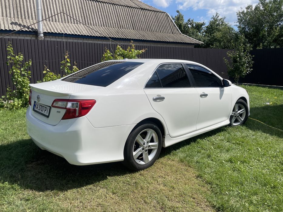 Toyota camry 50 2012р
