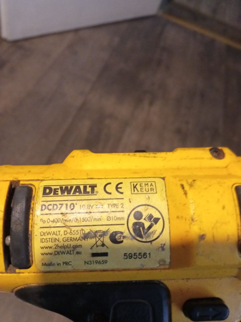 DeWalt dvd 710  wiertarkao wkrętarka 10.8v