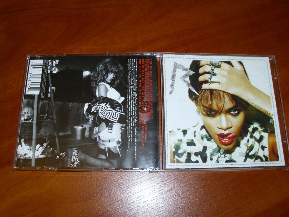 Rihanna - Talk that talk 2011r.