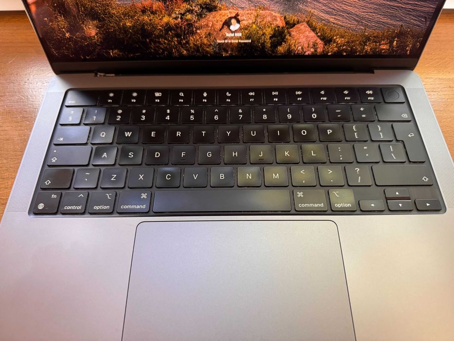 Macbook Pro M1 16GB RAM / 512 GB SSD / 14 cali
