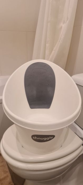 Banheira de bebé ergonómica Shnuggle