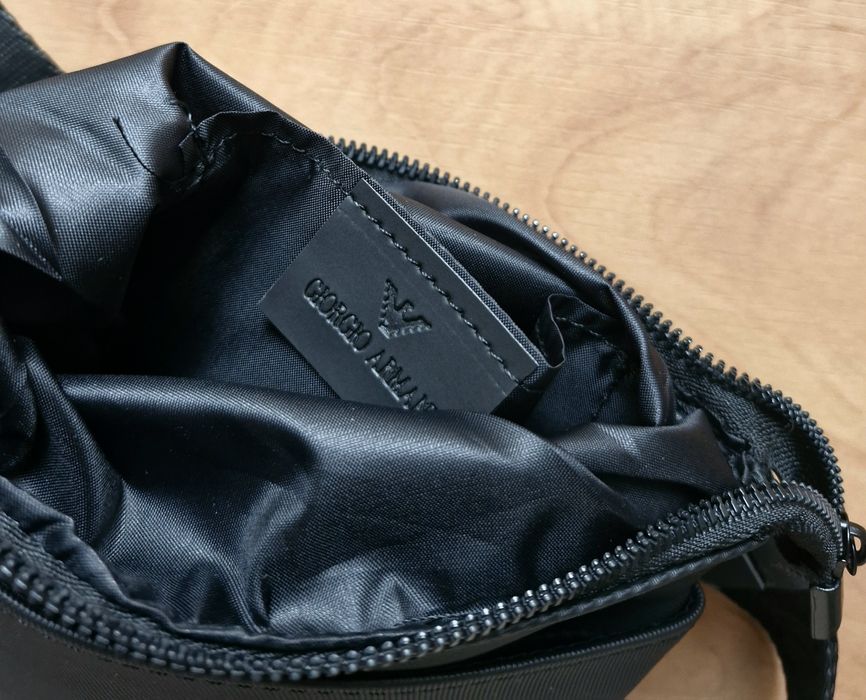 Listonoszka nerka saszetka męska torebka Armani logo pojemna czarna