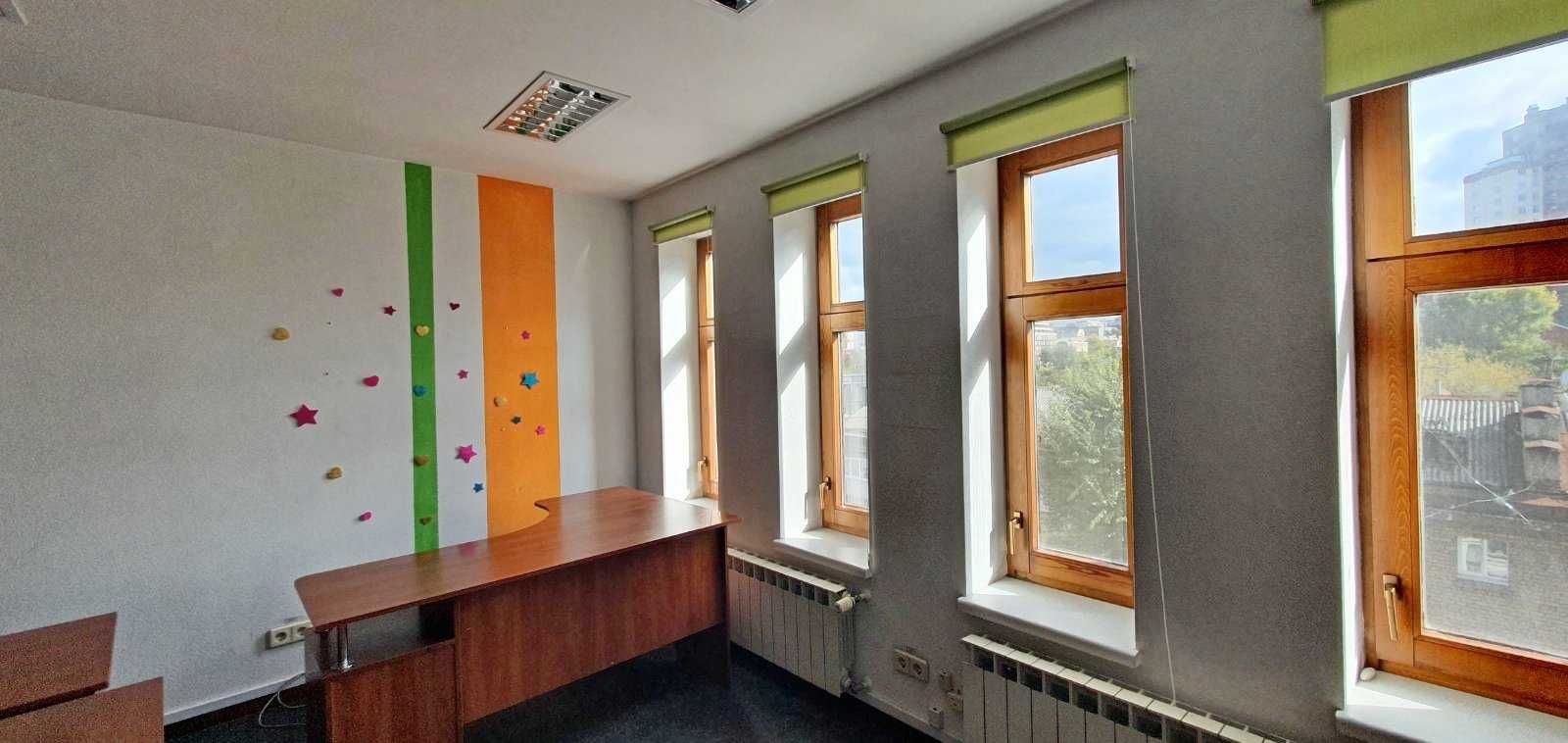 Оренда офісу 110 кв.м в Центрі (3 кабінети) вул. Січових Стрільців 20
