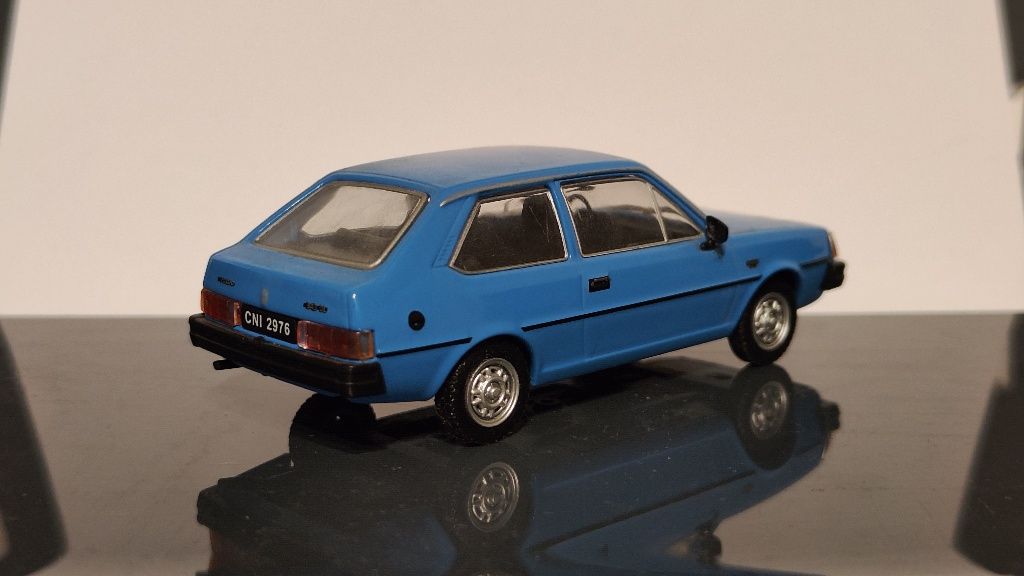 Volvo 343 1:43 kap