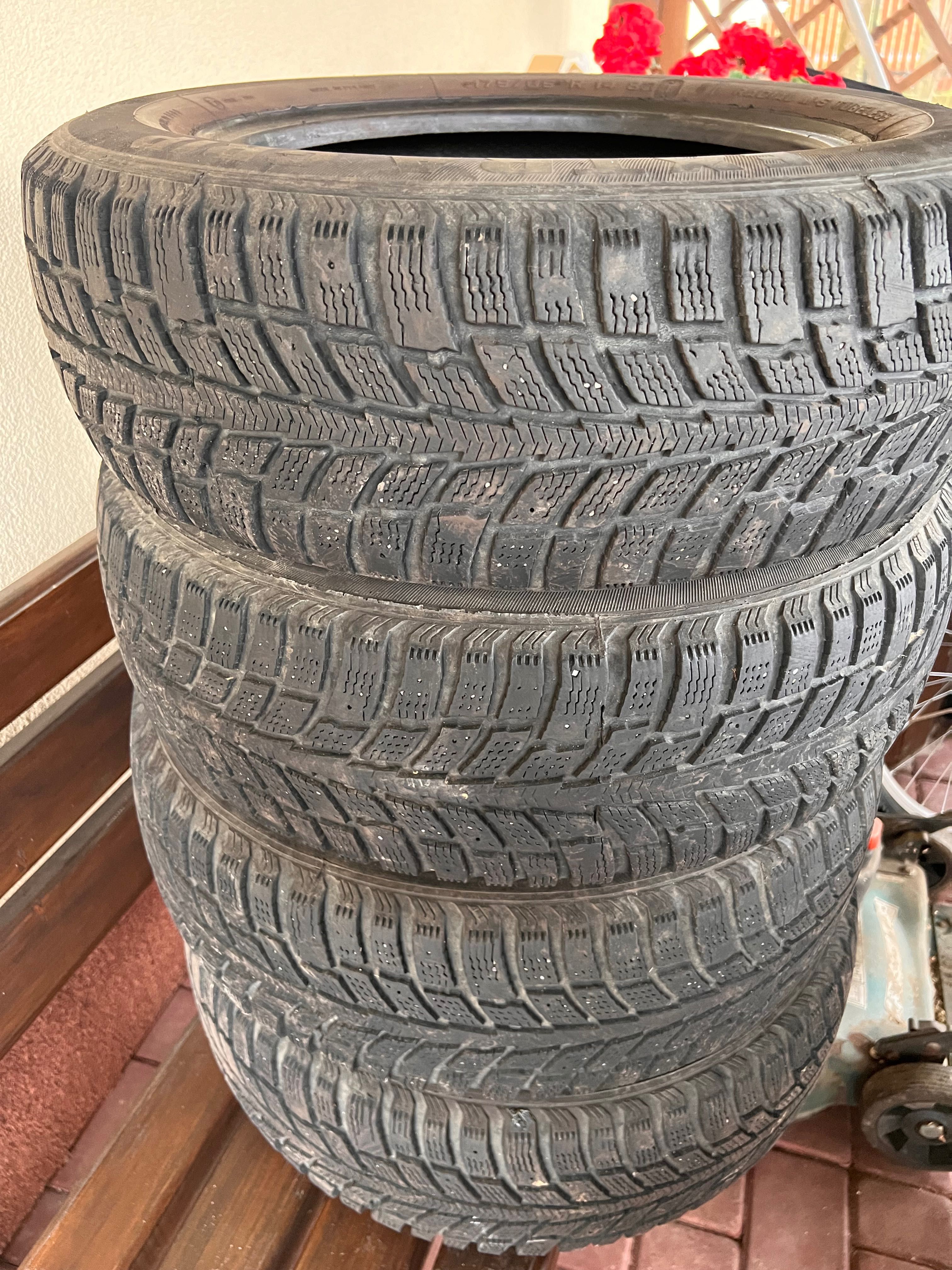 Opony zimowe BarGum 175/65 R14 4 szt.