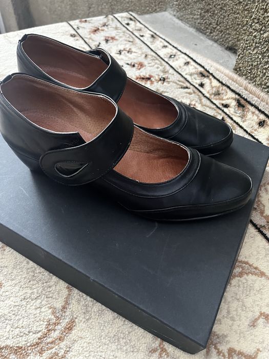 Шкіряні  жіночі туфлі