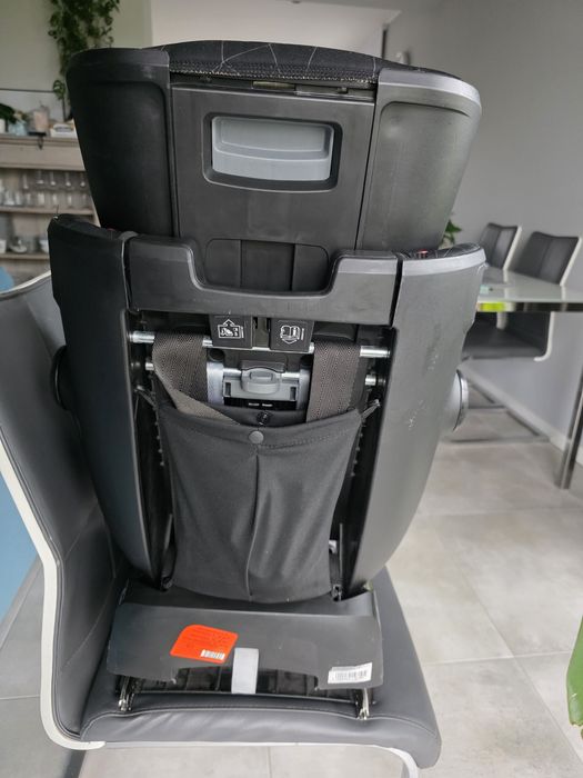 Fotelik Samochodowy Britax-Romer Advansafix IV R 9-36 kg