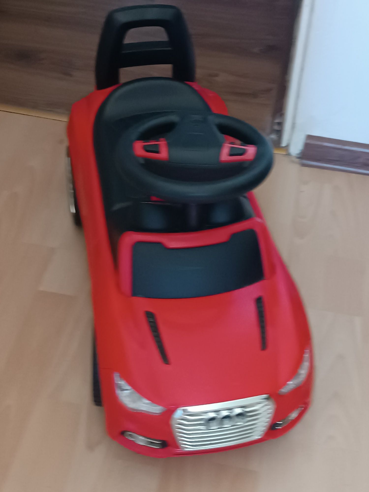 Jeździk dziecięcy