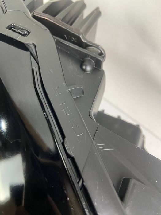 Фара USA ліва /права Tesla 3 2024 Highland 1760888, 1760889 Original