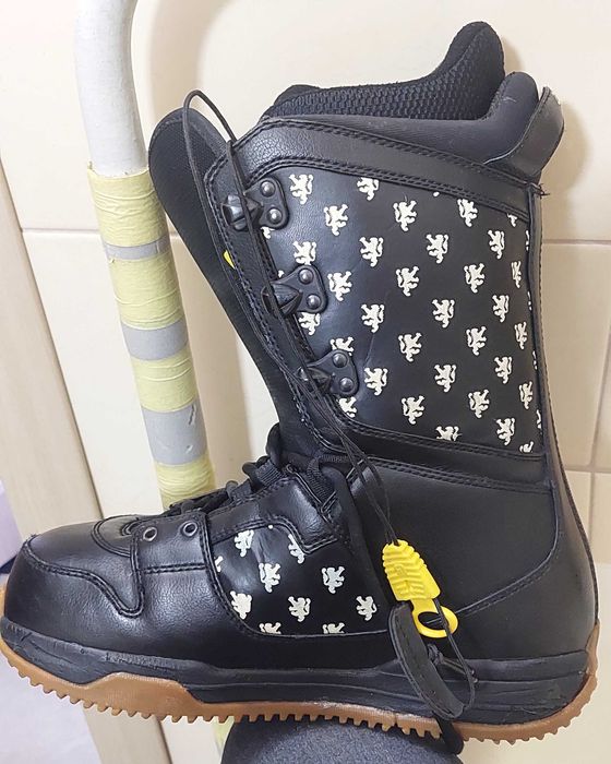 Жіночі чоботи Burton для сноуборда (Ботинки) Б/У