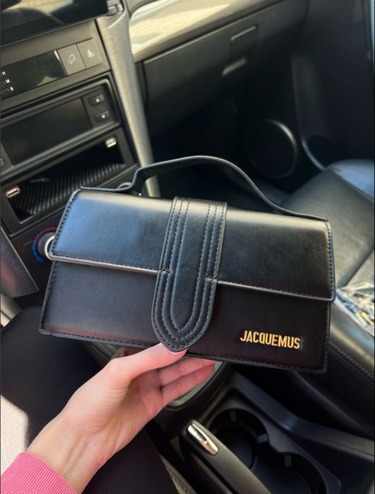 Стильні жіночі сумочки , які доповнят твій образ