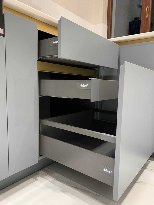 ТОП ЦІНА виготовлення корпусних меблів. Шафи, столи, тумби ВІД 3 О-ЦЬ