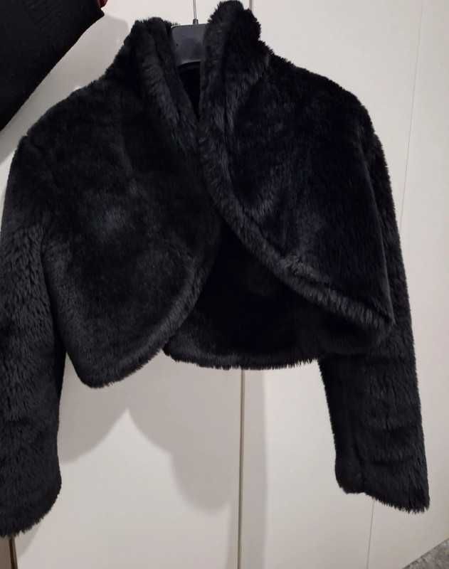 Bolero Preto, como novo