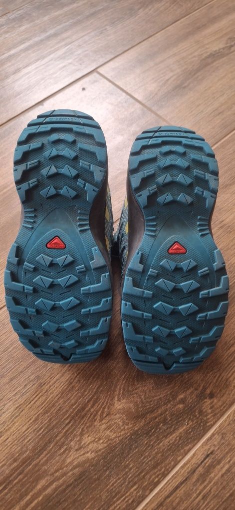 Кросівки salomon 30розмір