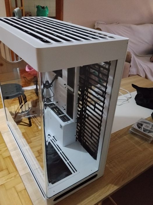 Caixa Extended-ATX HAVN HS 420 Tempered Glass Branca