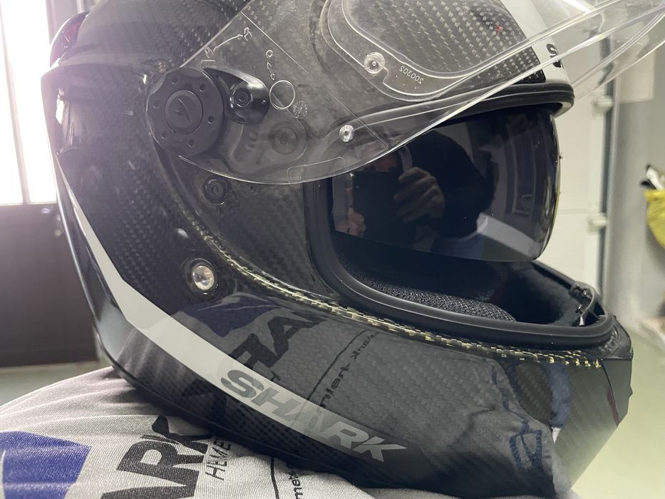 Capacete SHARK carbono